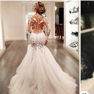 New Stunning Wedding gown illusion train appliqué